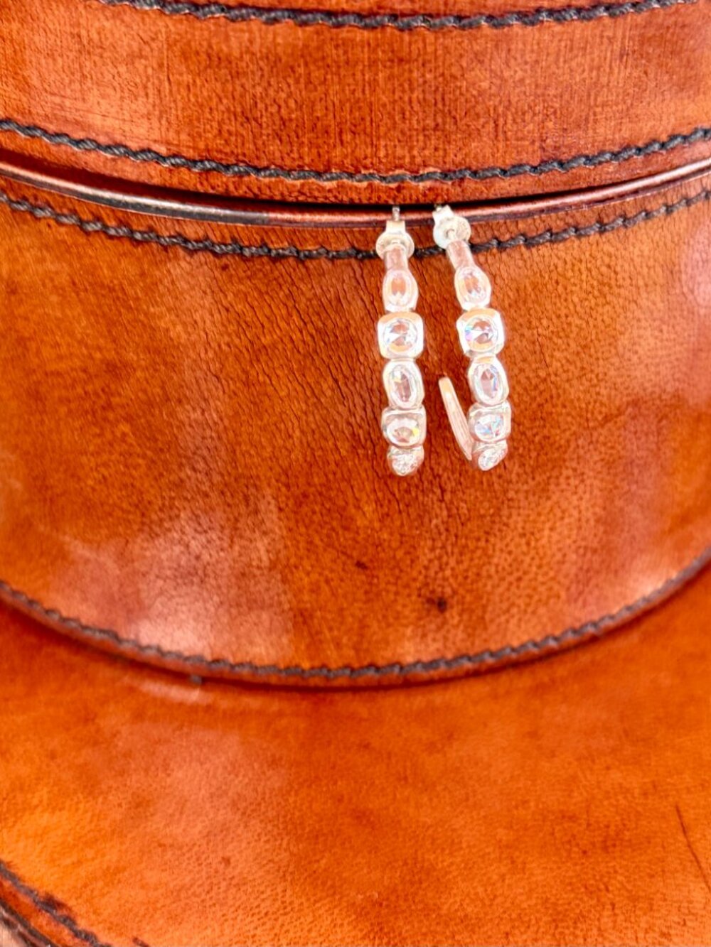 Retired Silpada Magnifique CZ Hoop Post Earrings P2792 Sterling Silver - Picture 9 of 10